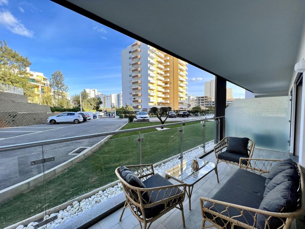 Praia Da Rocha Twins 2 With Pool By Homing Portimão Exterior photo